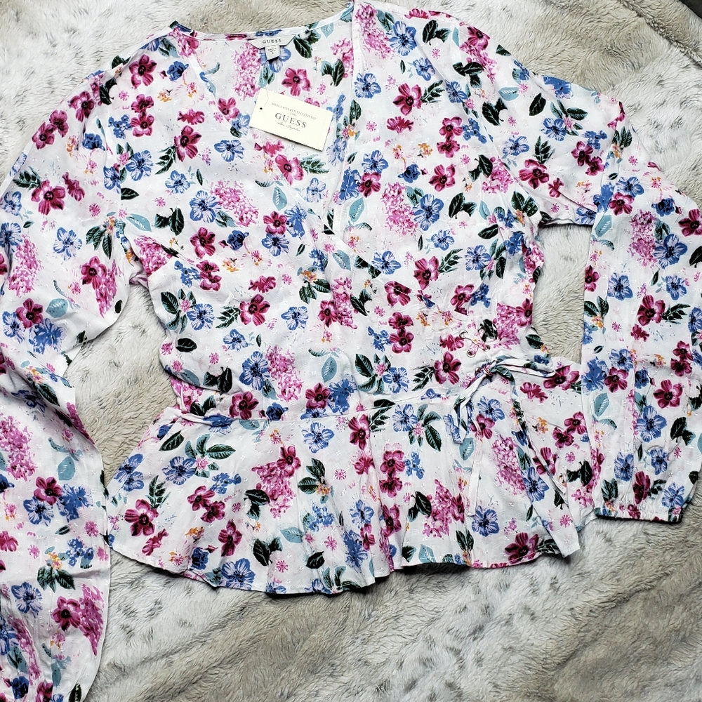 New! Guess Floral Blouse 👚